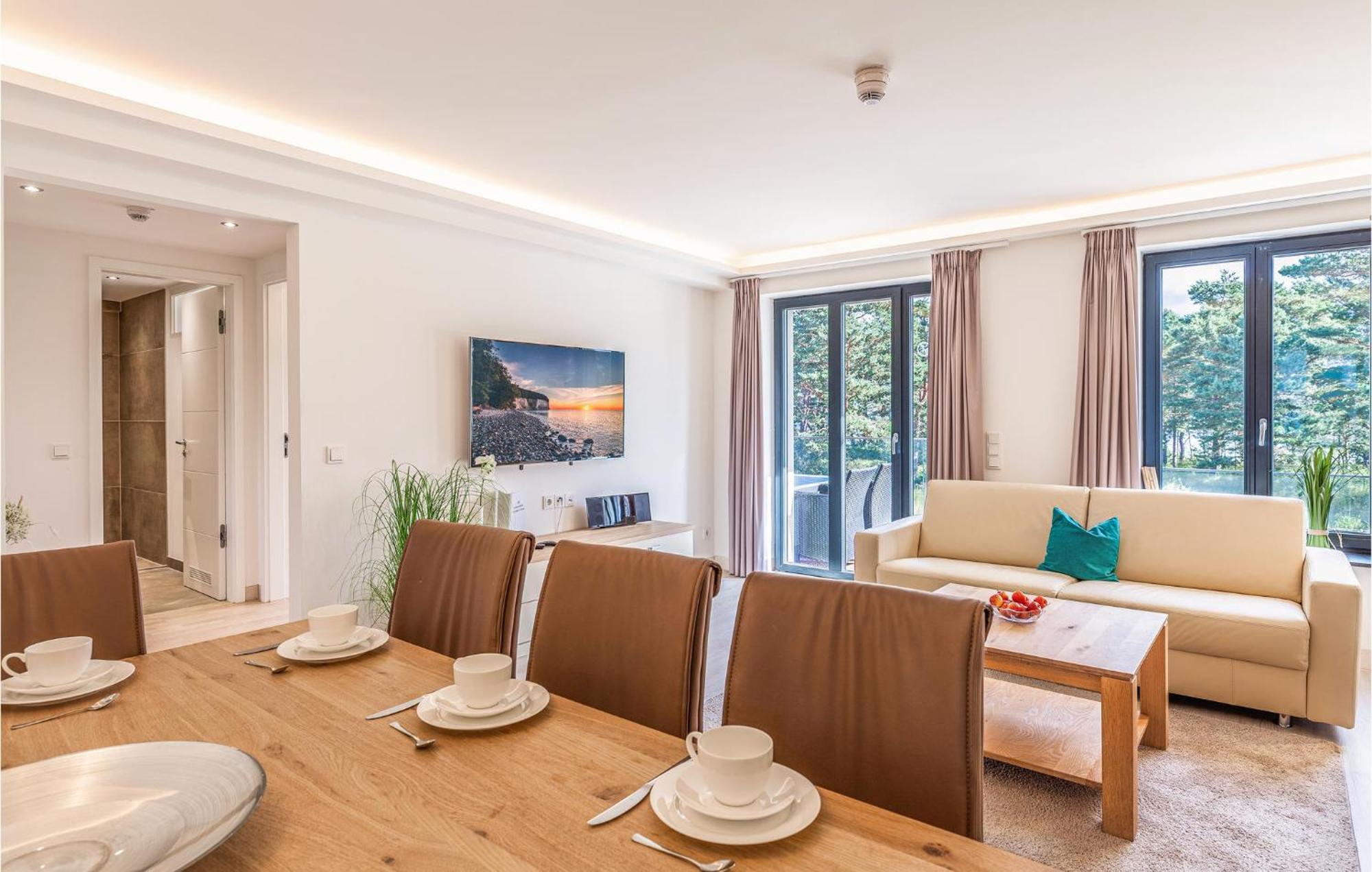 Pearl Apartment *
