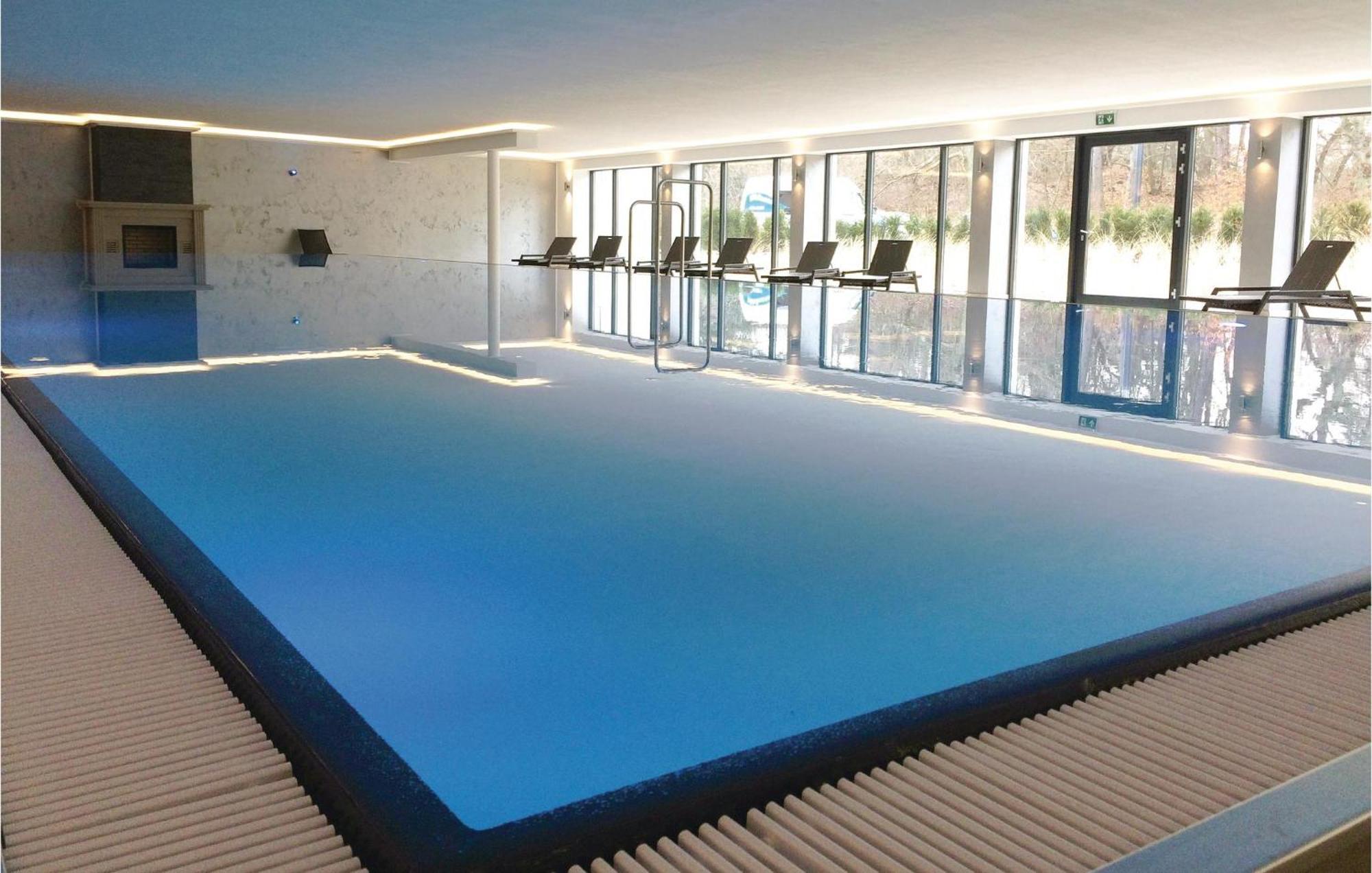 Pearl Apartment *